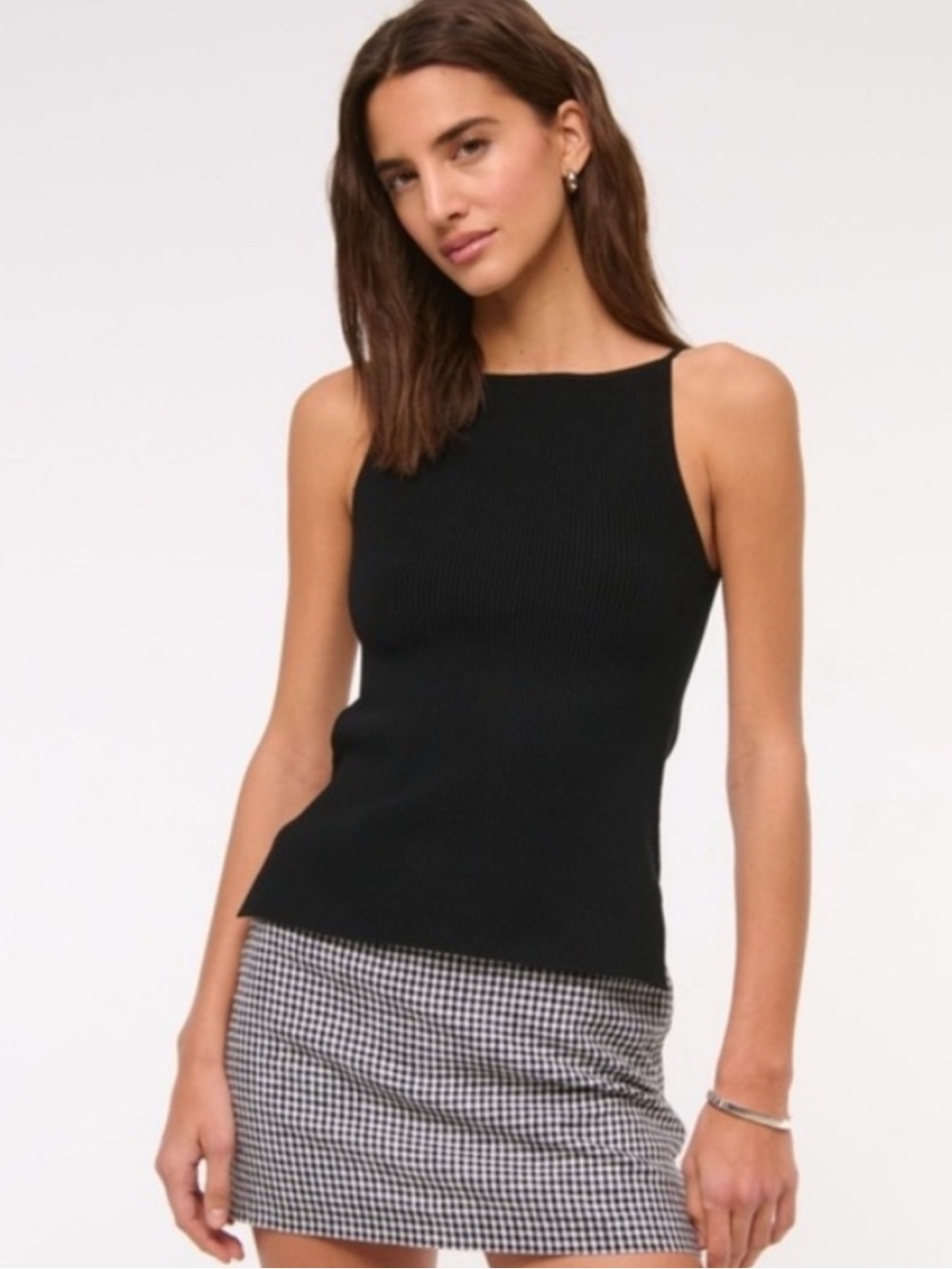 A&F Scarlett Mid Rise Linen-Blend Black and White Gingham skort